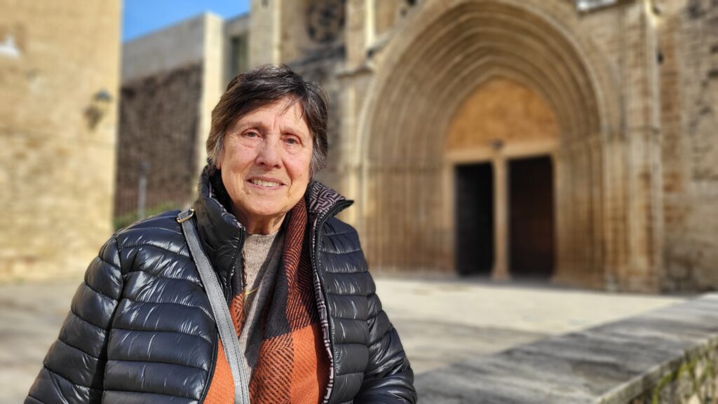 Alt: Teresa Canas: 