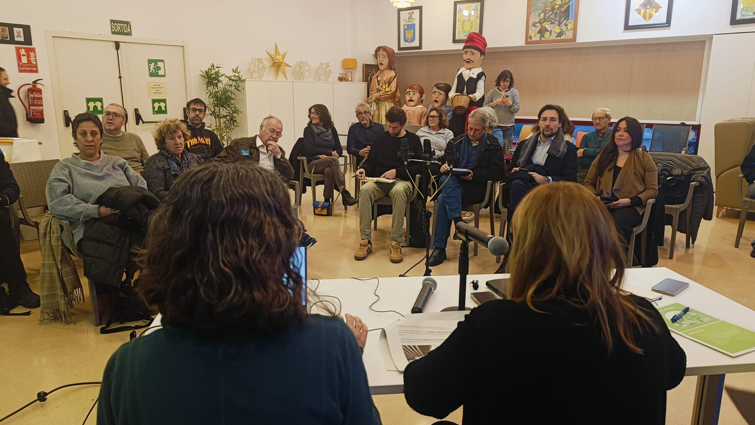 Les entitats veïnals de les Planes i l'Ajuntament, sense entesa un any després de la plantada al consell de barris