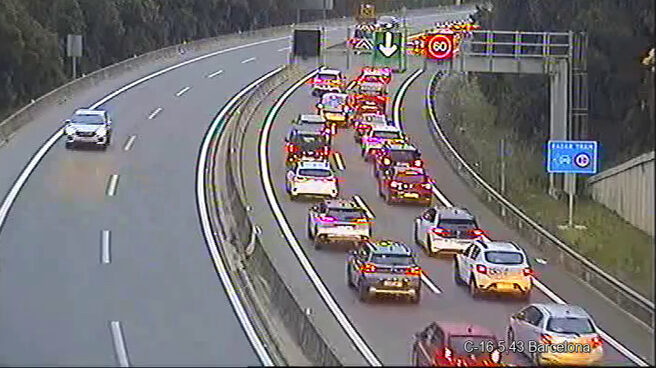 Carril tallat a les Planes per un accident a la C-16