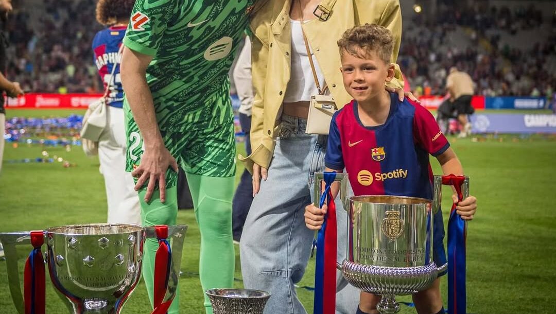 El fill d'un jugador del Barça es fa viral amb un gol a Sant Cugat