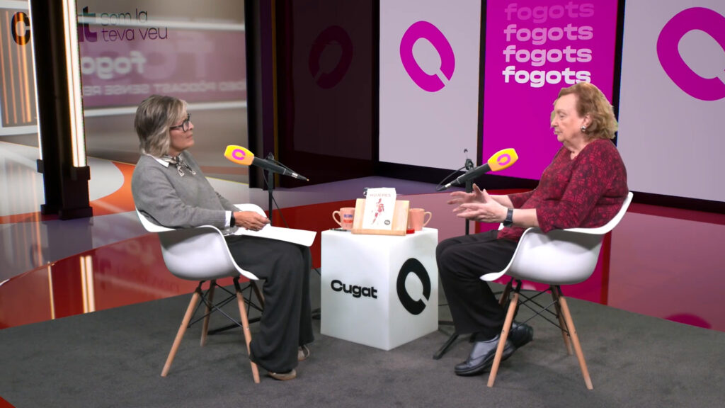 La doctora Carme Valls al plató de Cugat Mèdia