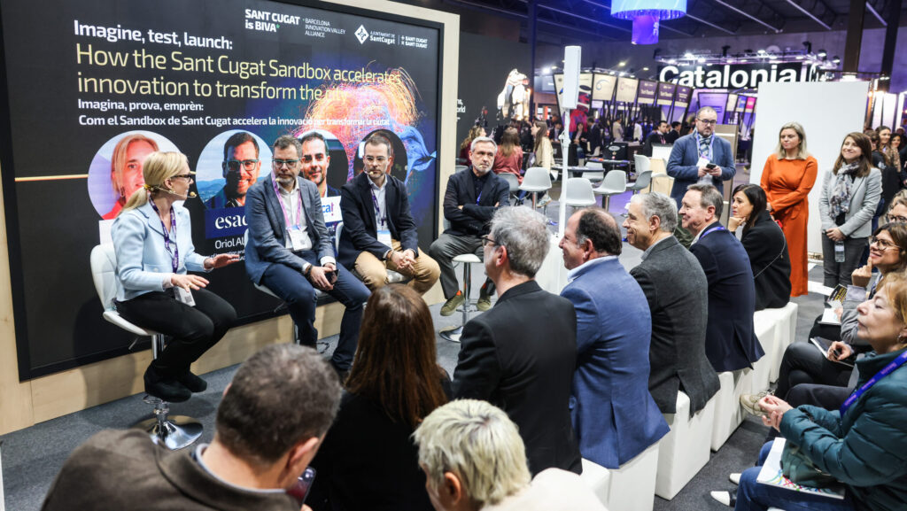 Alt: Sant Cugat creix al MWC 2026 amb més presència a la fira d'start-ups i l'impuls del 