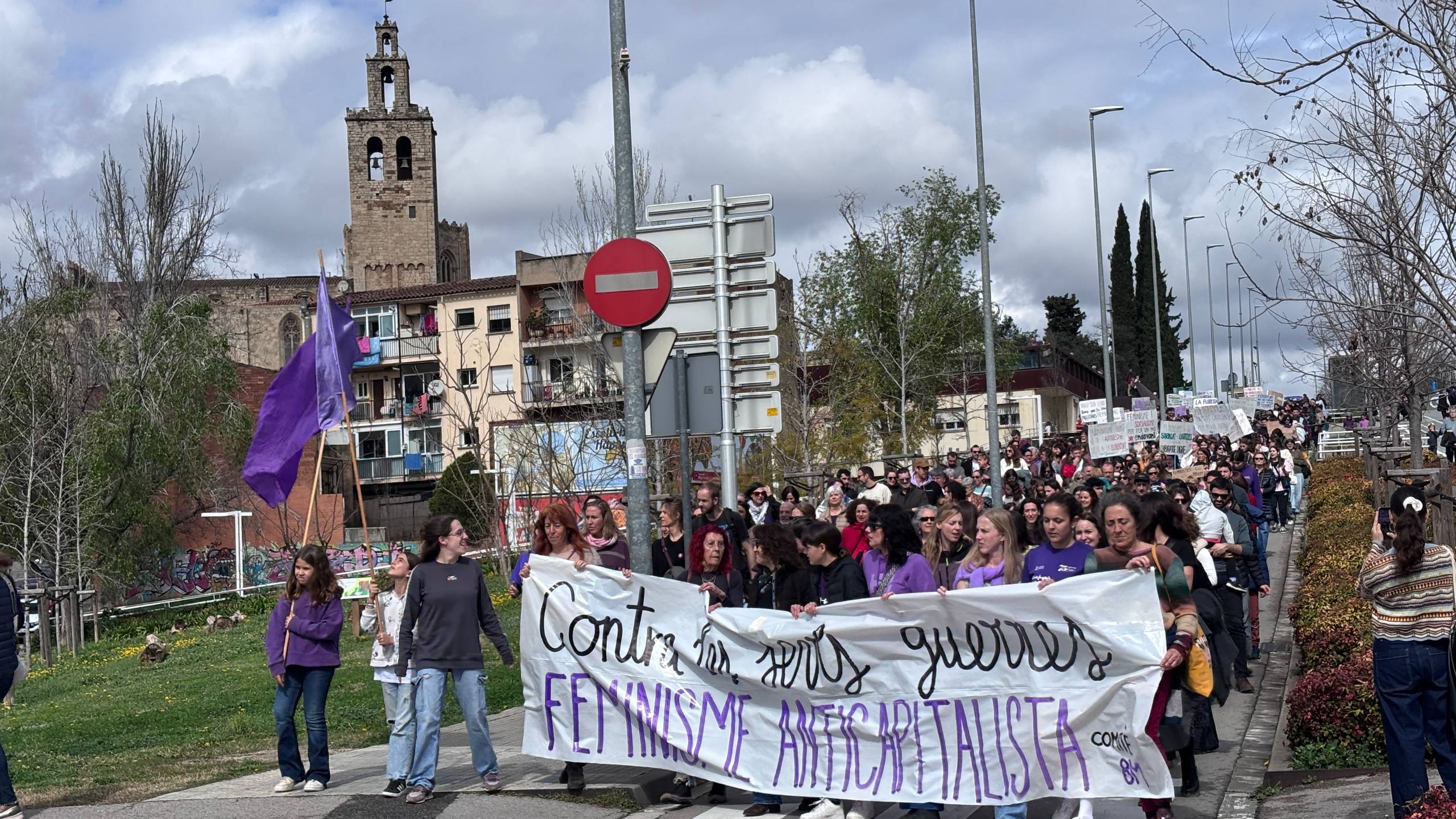 “Som aquí i no retrocedirem”: Sant Cugat es mobilitza pel 8M