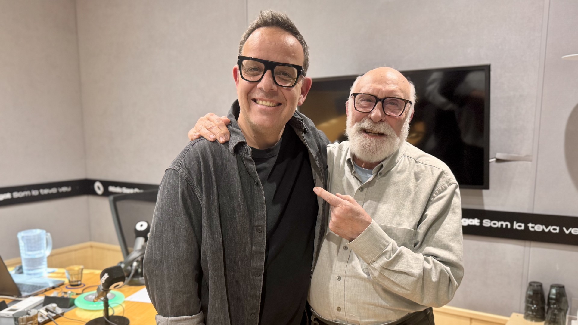 El polifacètic Àngel Llàcer comenta la seva trajectòria i futur al 'Molta comèdia'