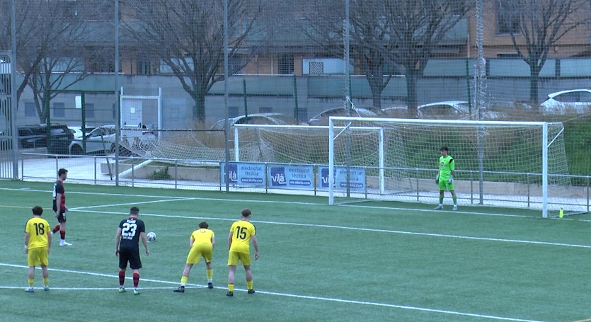 El SantCu goleja el Tàrrega i continua en zona de play-off d'ascens