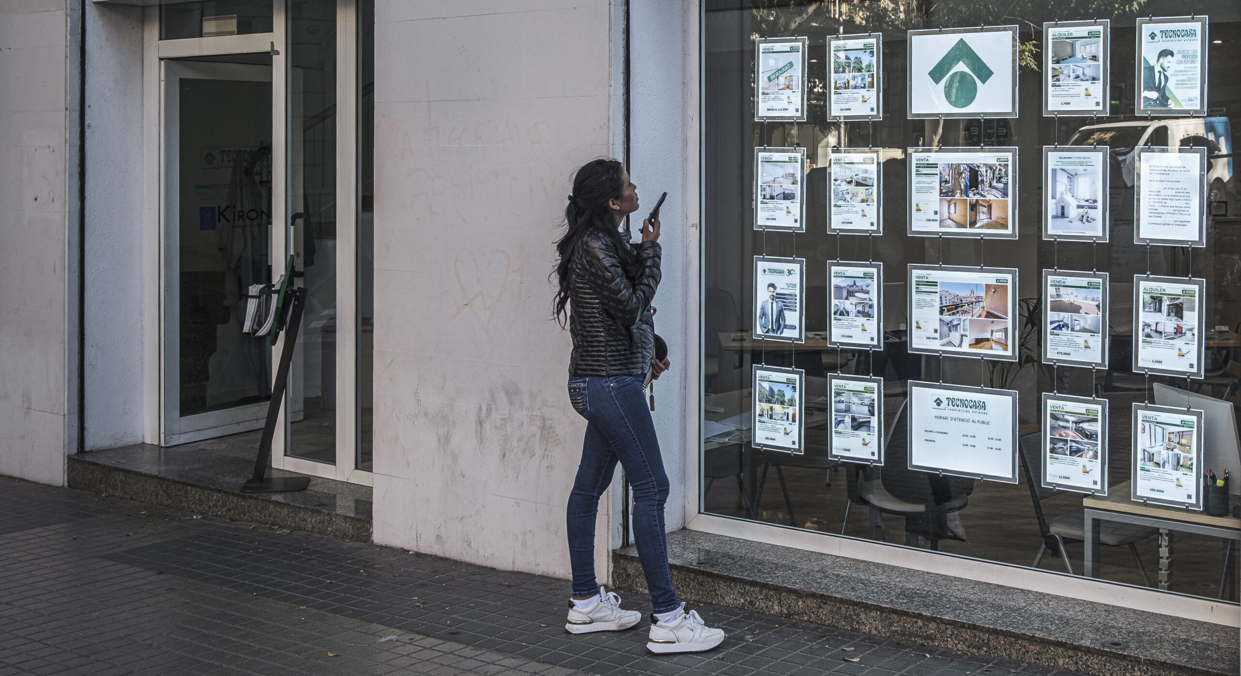 Ajuts al lloguer de fins a 200 euros al mes: oberta la convocatòria per a persones de 36 a 64 anys