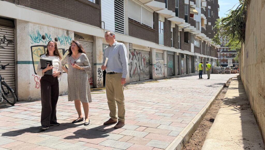 Alt: Els camins escolars segurs de Sant Cugat encaren la recta final amb noves obres i un salt en sostenibilitat