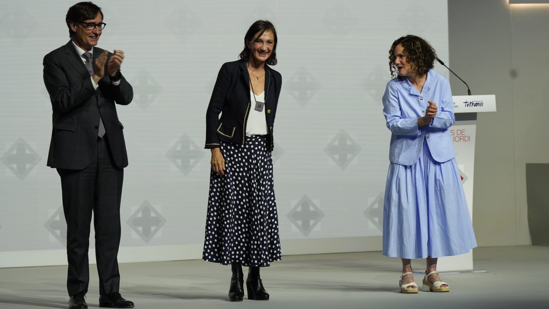 Reconeixement de país a una trajectòria: Sílvia Munt i Victòria Camps ja són Creu de Sant Jordi