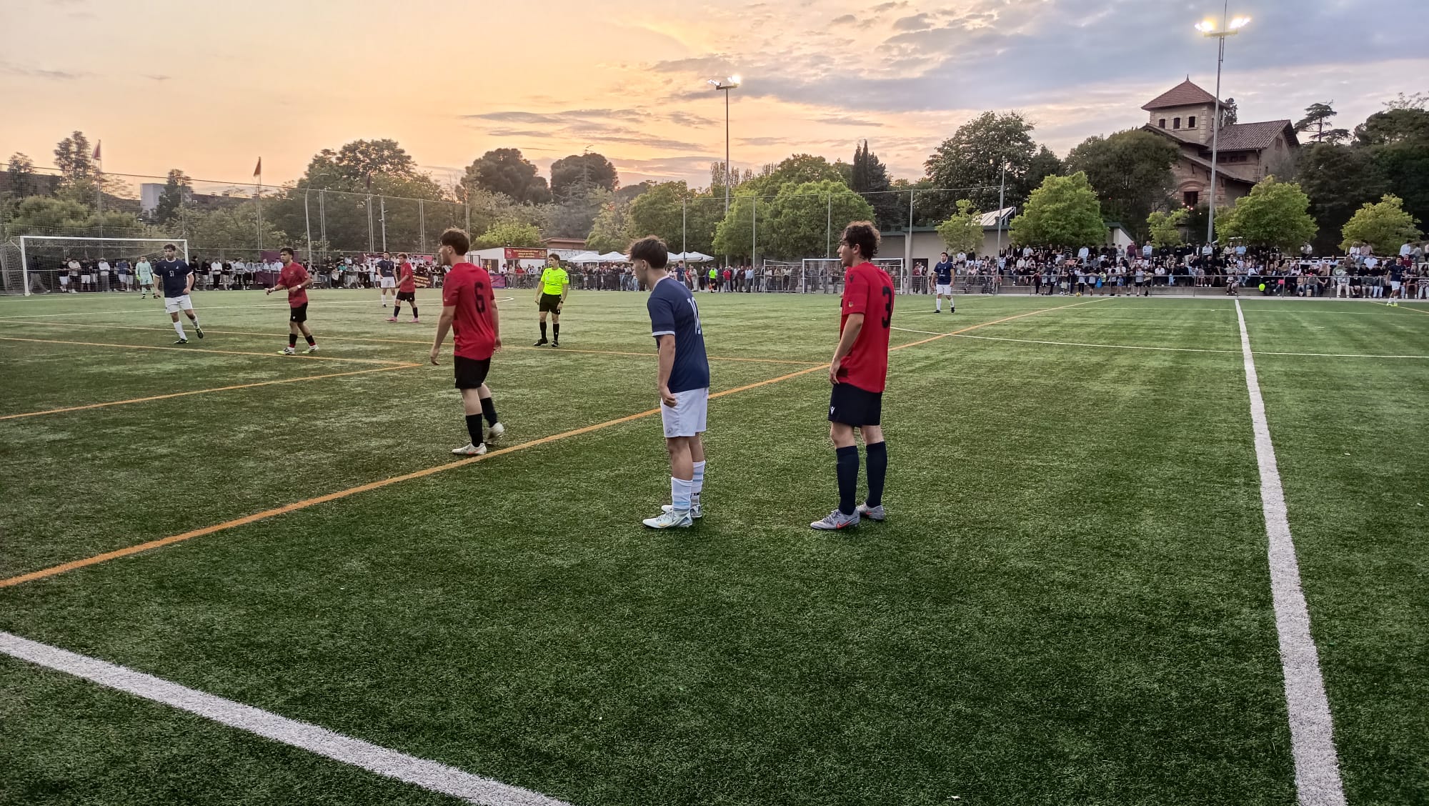 El Junior B s'endú el derbi al camp de la Penya Blaugrana i té l'ascens a Tercera Catalana molt a prop