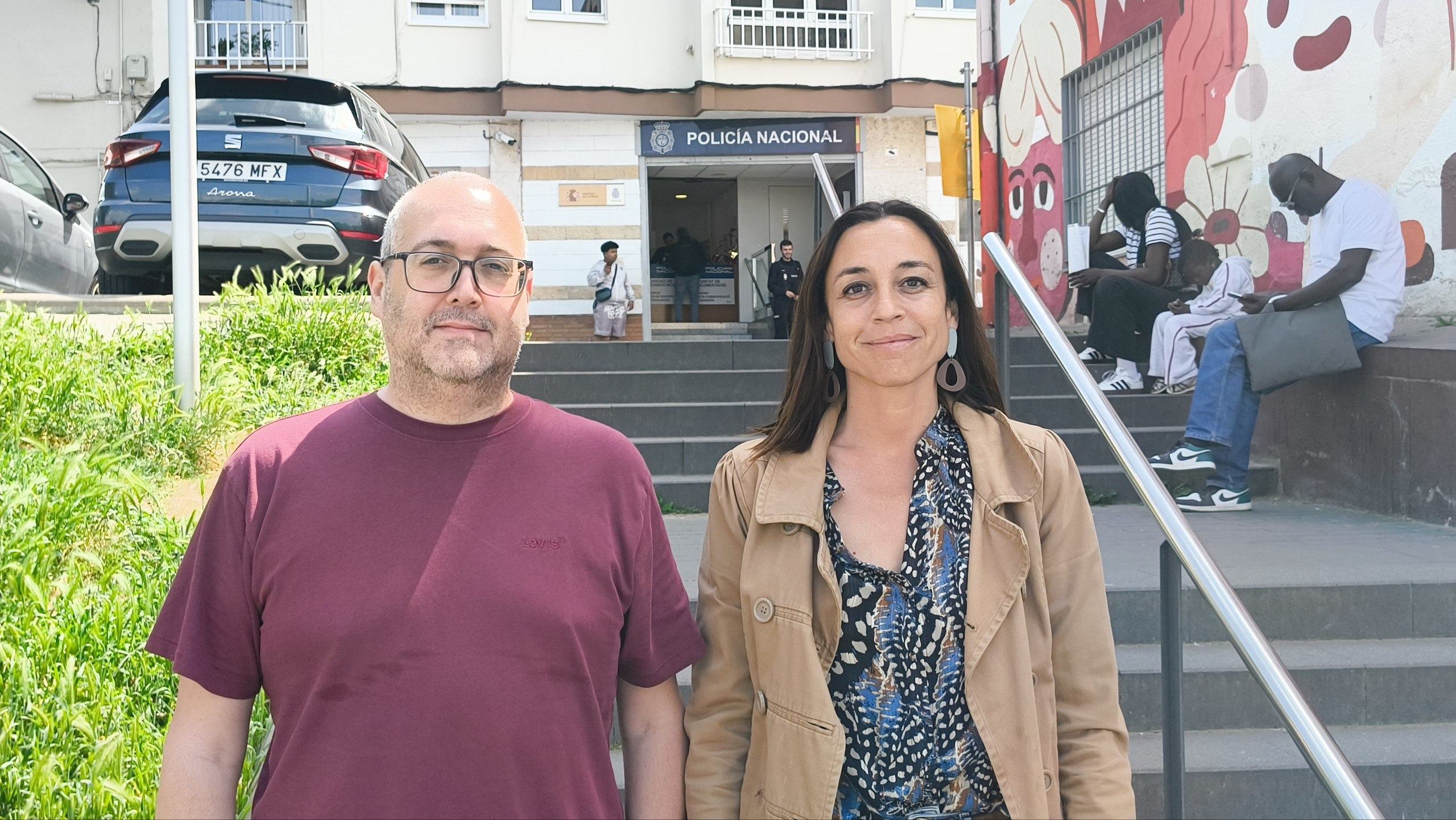 El PSC recull signatures perquè Sant Cugat recuperi l'oficina per renovar el DNI