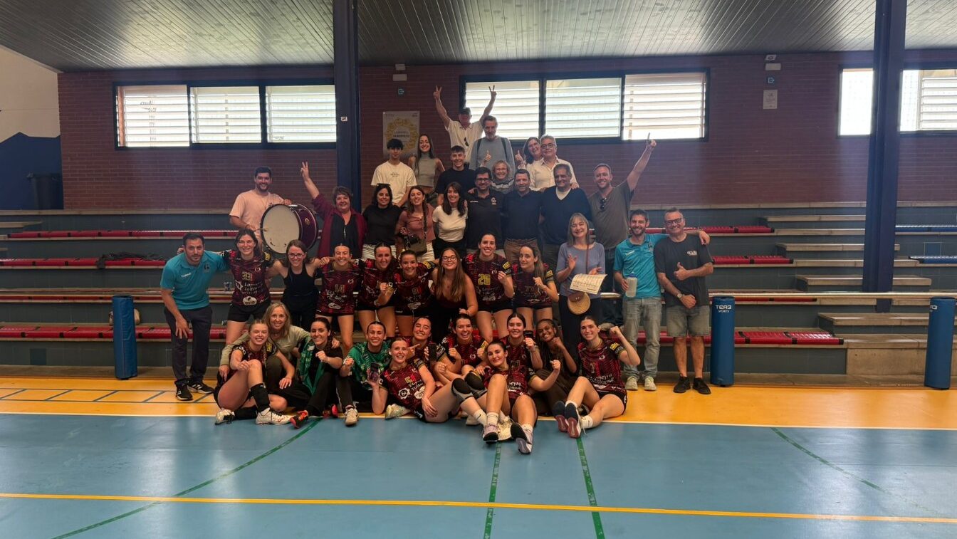 Il·lusió i ambició a l'Handbol Sant Cugat en les primeres fases d'ascens a Plata femenina