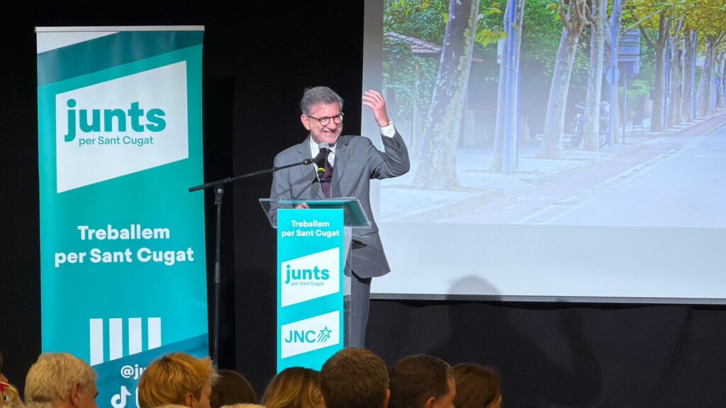 Alt: Puigdemont i Mas avalen Vallès com a garant del 'model Sant Cugat'