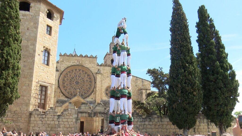 Alt: Sant Ponç obre el camí dels Gausacs per tornar a consolidar els castells de 8