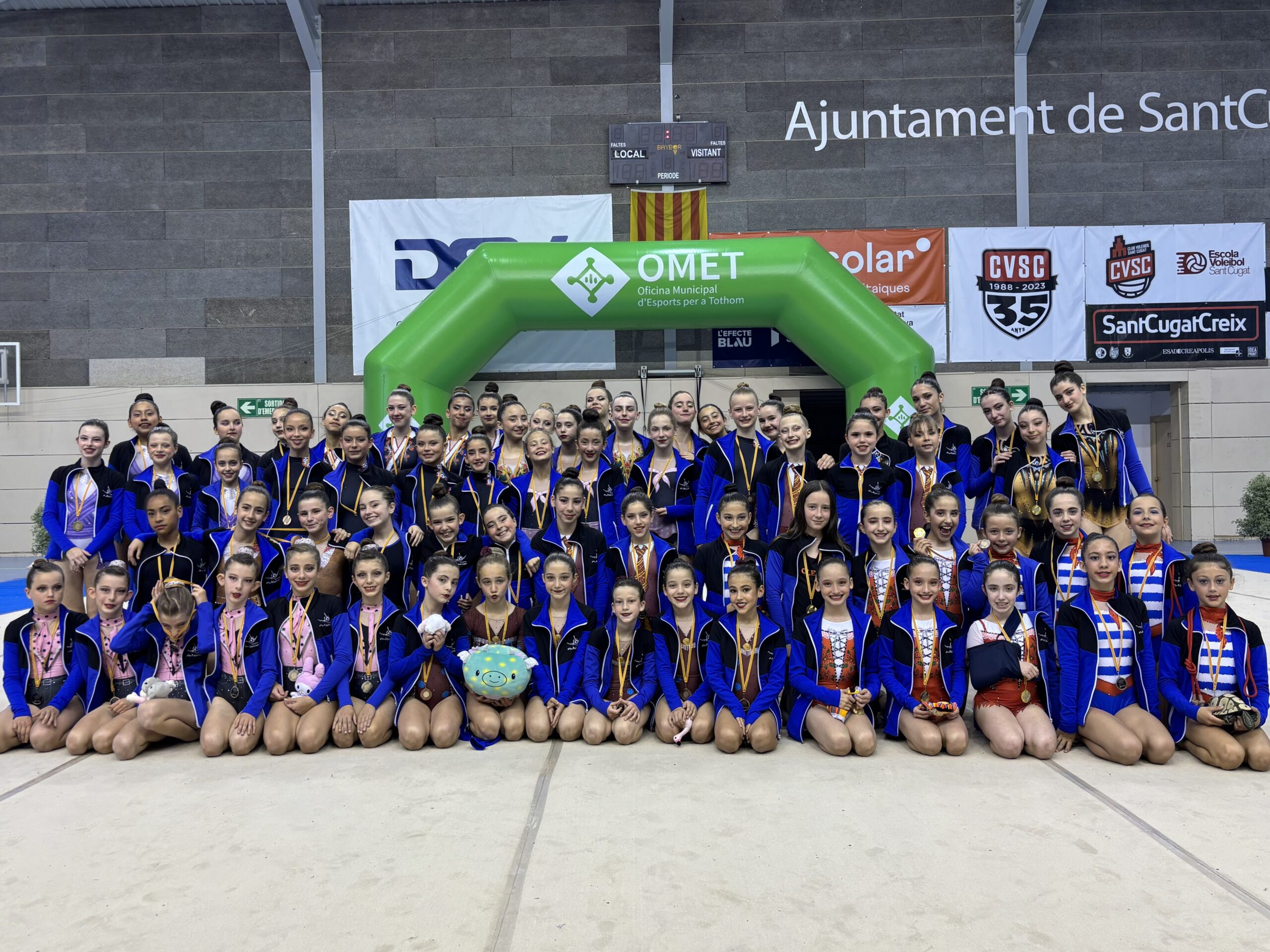 El Gimnàstica Sant Cugat i el Muntanyenc dominen amb autoritat el campionat comarcal de rítmica per conjunts