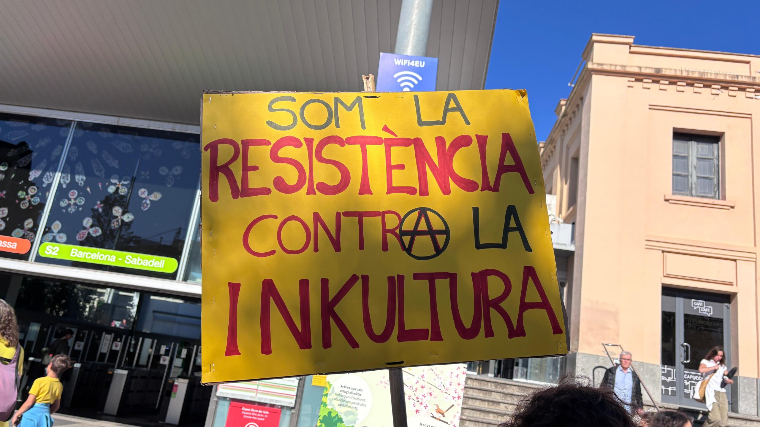 La Coordinadora d'Afes de Sant Cugat fa costat als mestres, però demana 