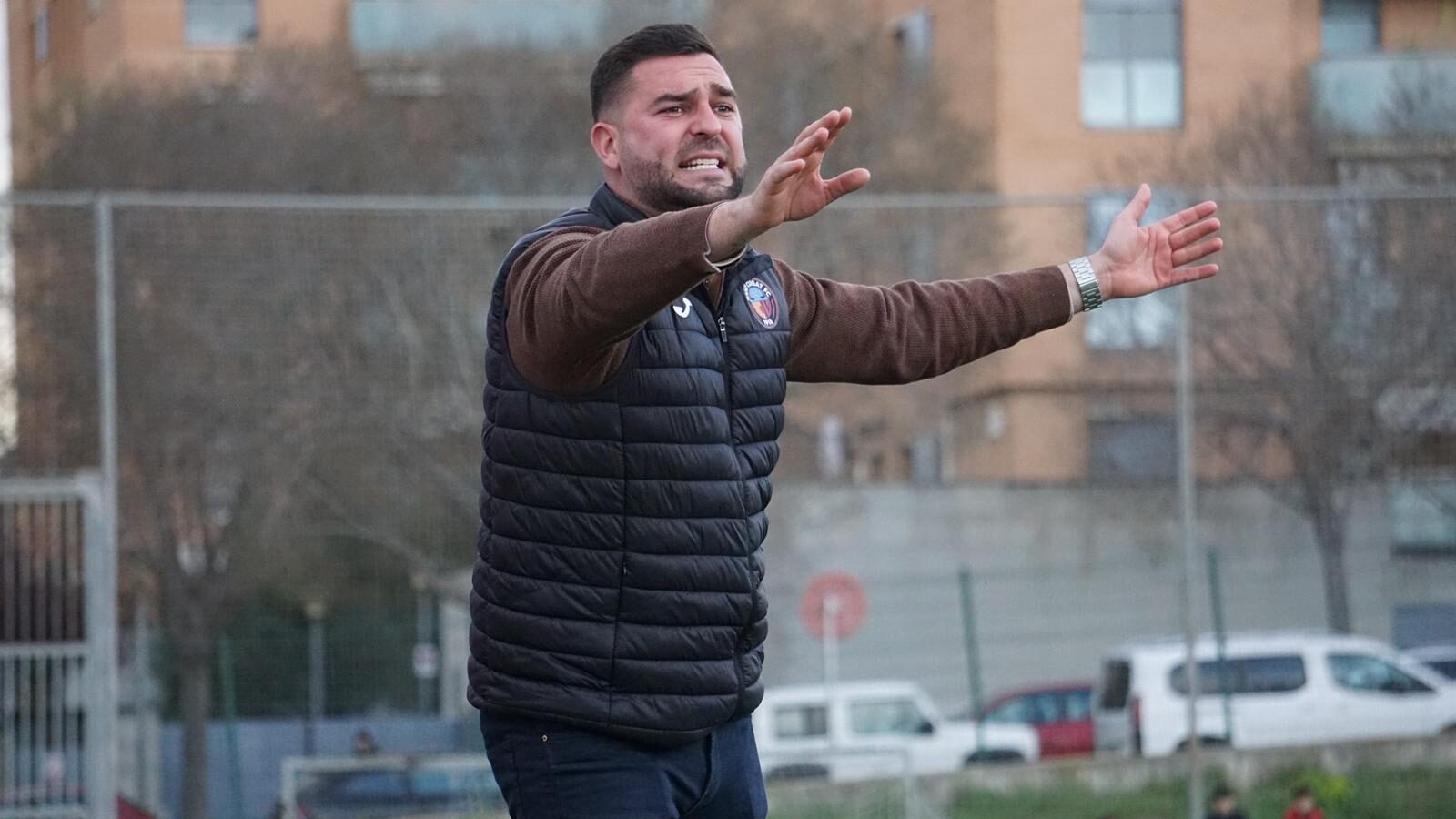 Joel Bravo marxa del SantCu i fitxa per un equip professional de Costa Rica