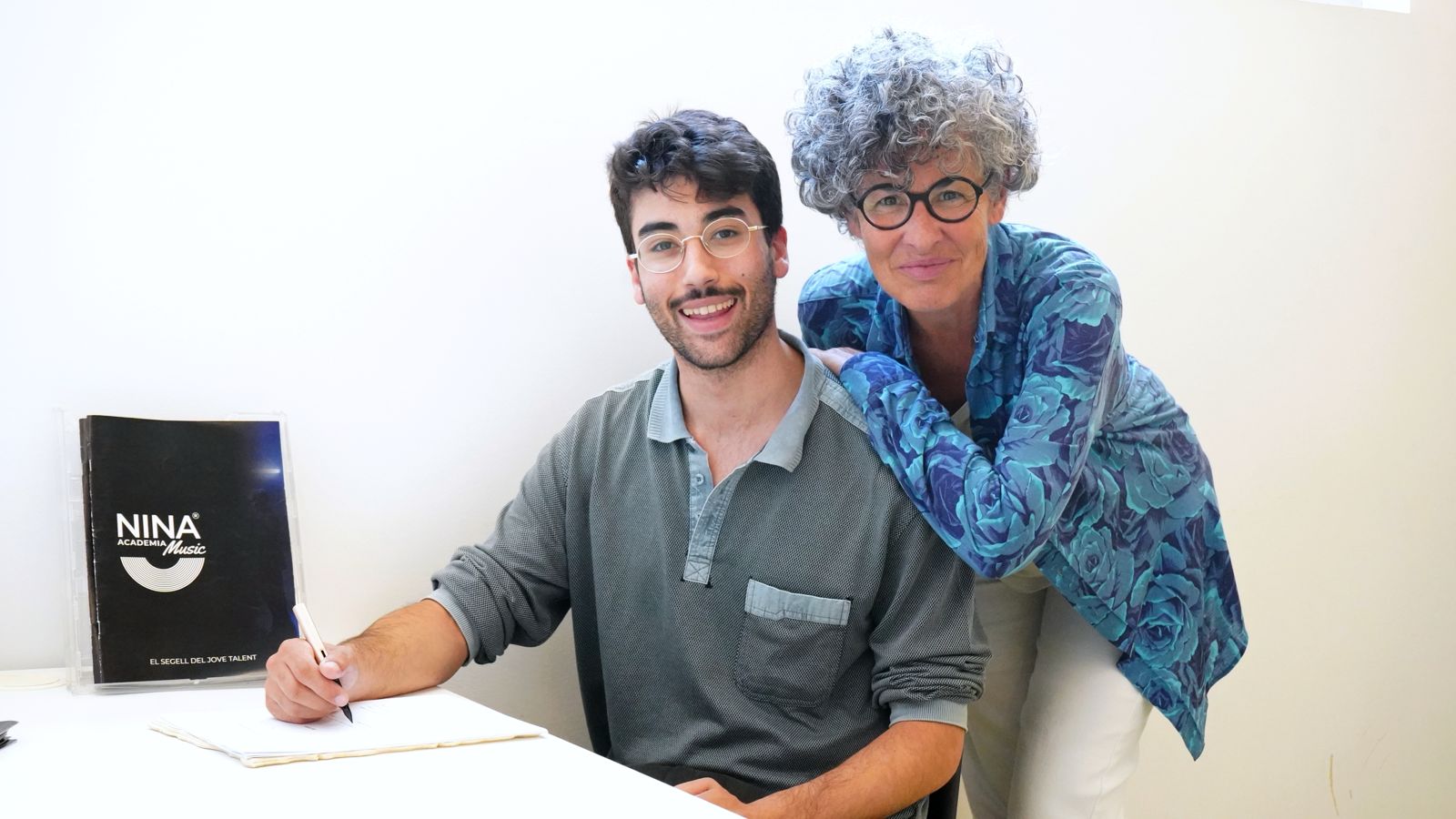 Pol Lupión debuta amb l'EP 'De cop ho he entès' de la mà del segell Nina Academia Music