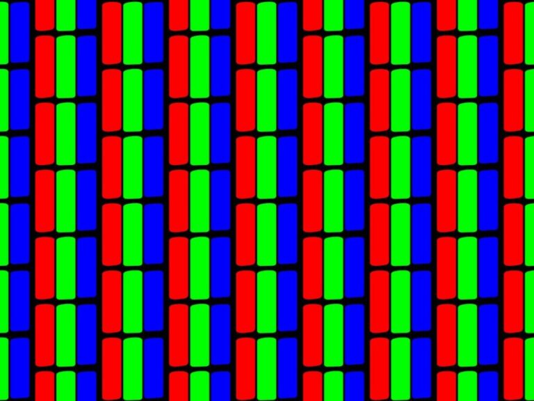 Taller infantil: 'Llum i colors. Els píxels des de dins!' - Imatge destacada