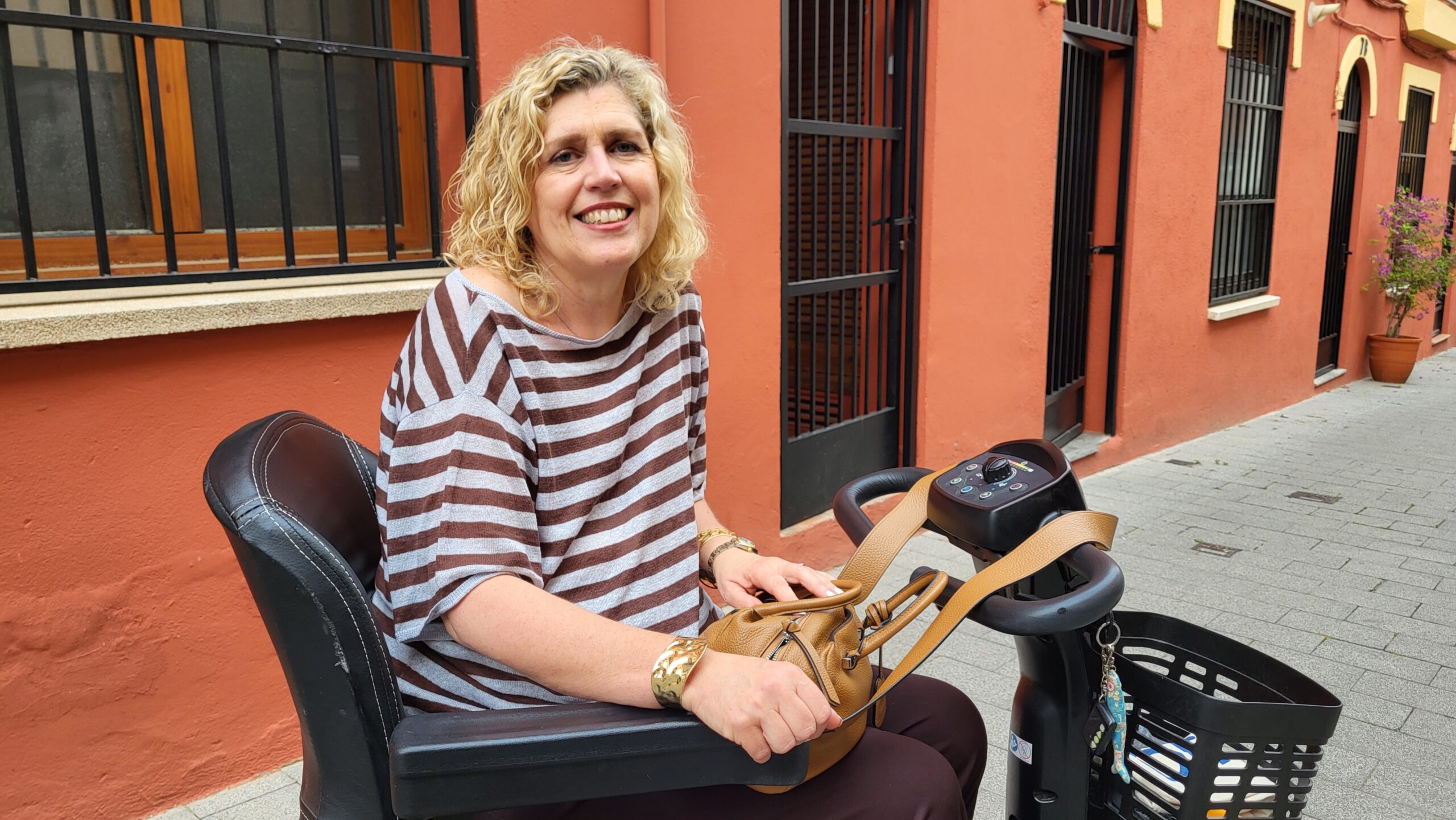Cristina Urriza, presidenta d'AVAN: ''Intento normalitzar la meva vida al màxim i focalitzar-me en les coses que puc fer''