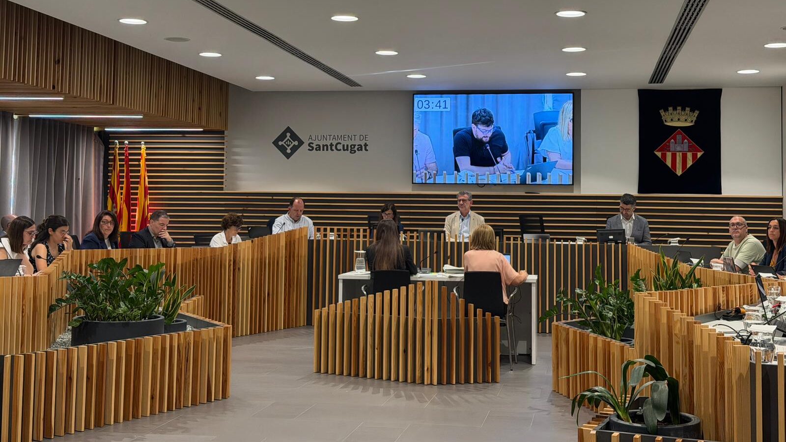 Habitatge, drets socials i identificacions policials: els acords destacats del ple de juny
