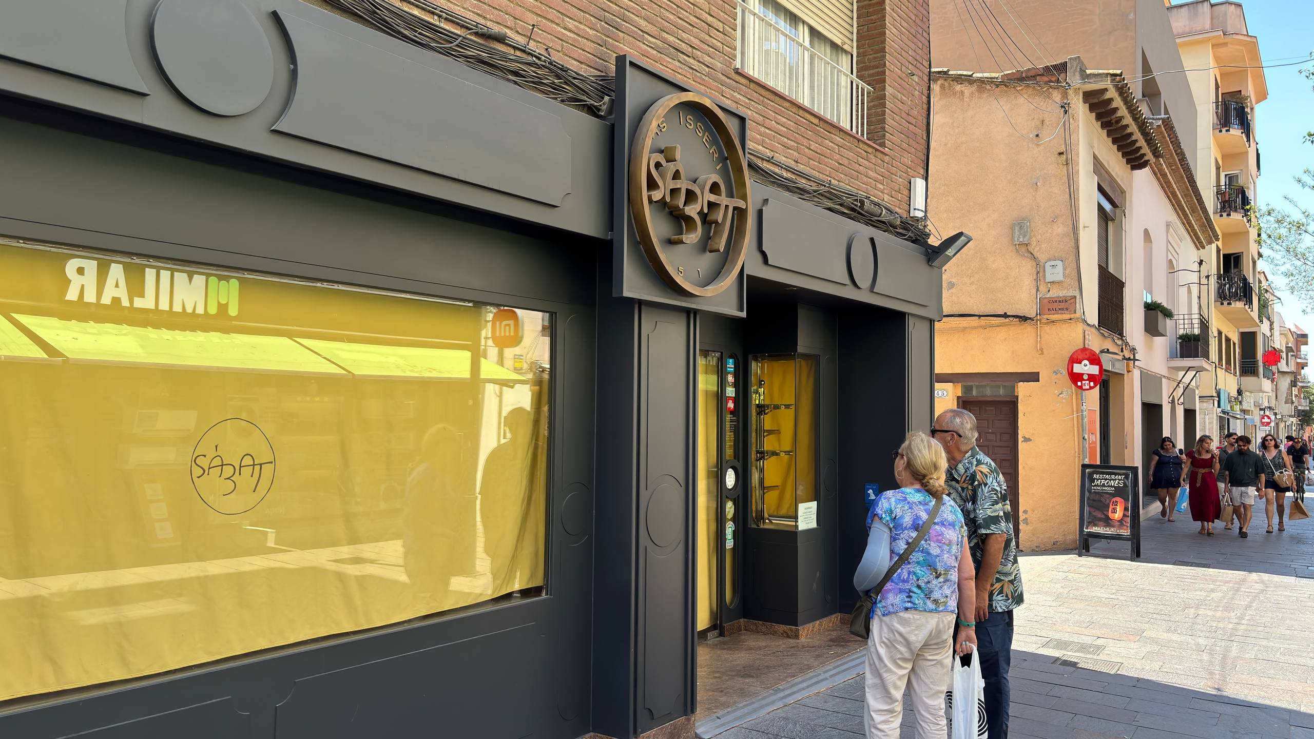 La pastisseria Sàbat, tancada 