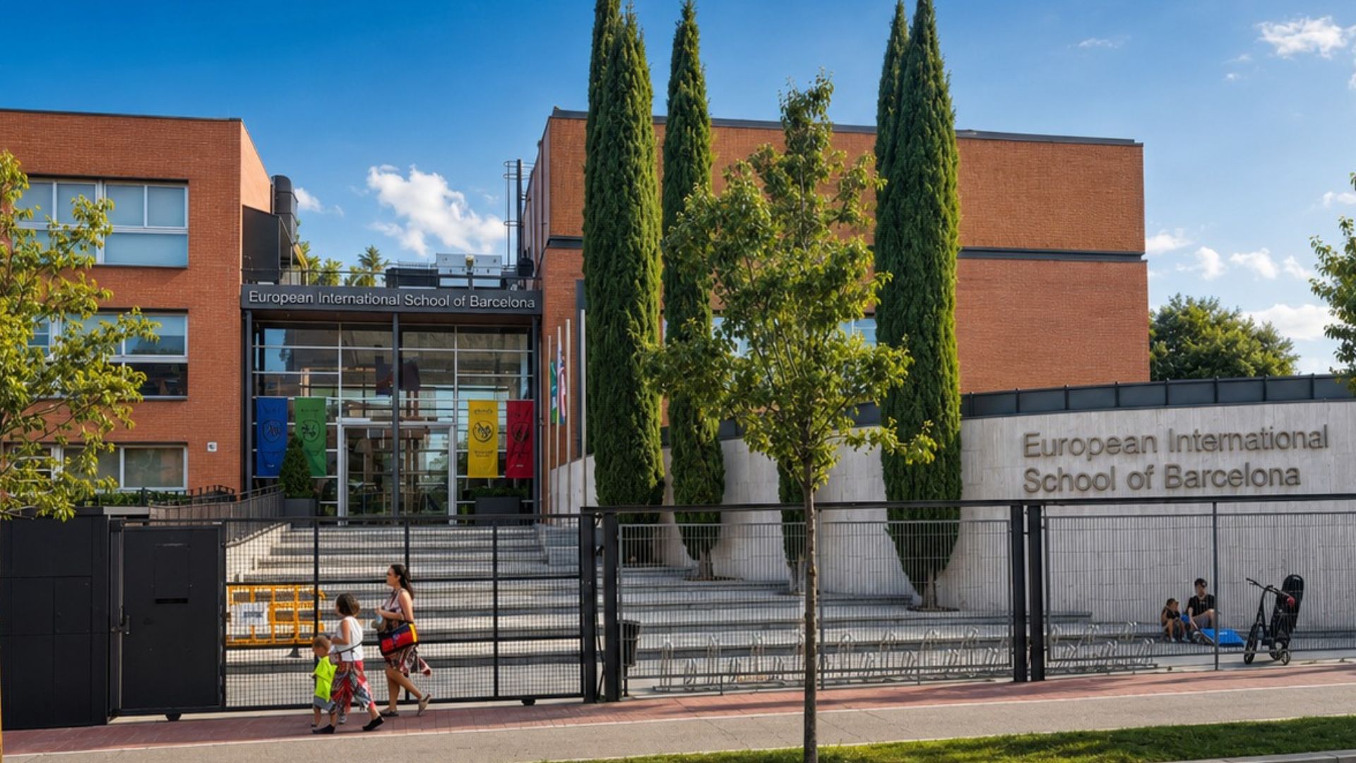 Aparten un monitor de l'European International School per presumptes abusos a alumnes