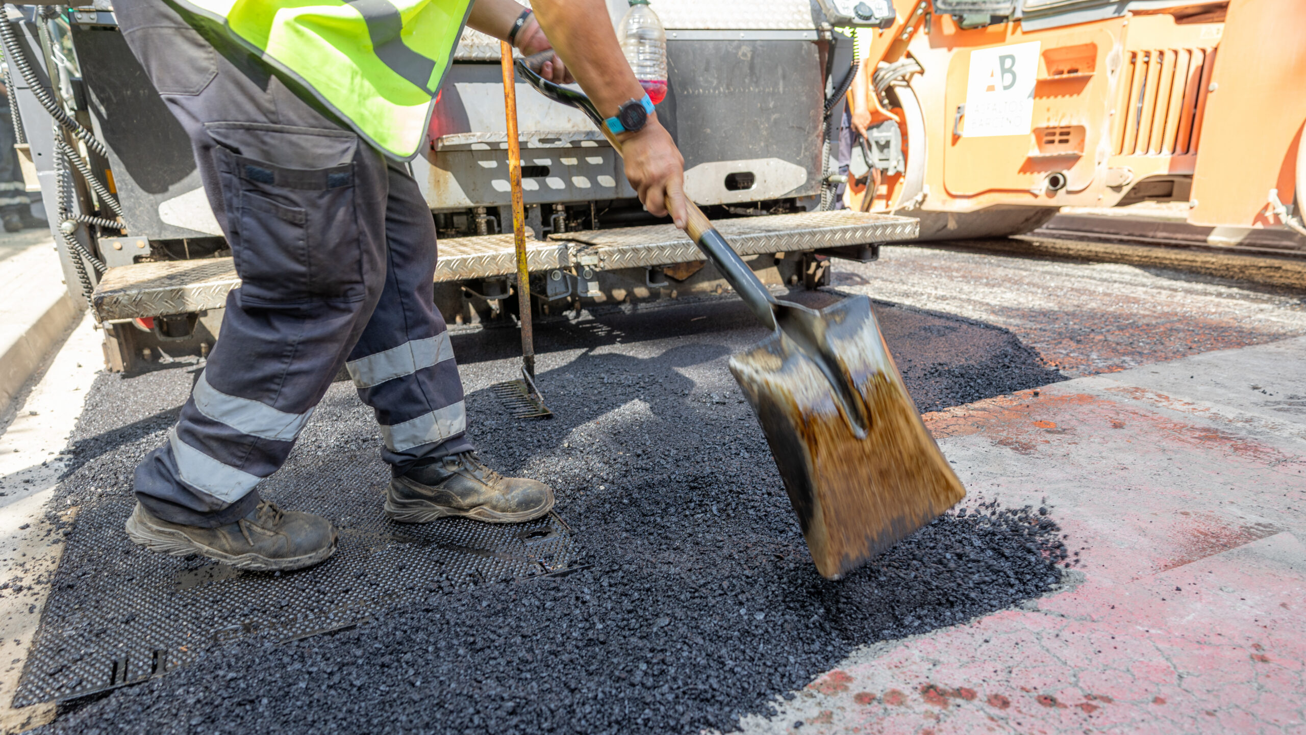 Sant Cugat destina 1,3 milions d’euros a reparar l’asfalt i les voreres d’una cinquantena de carrers