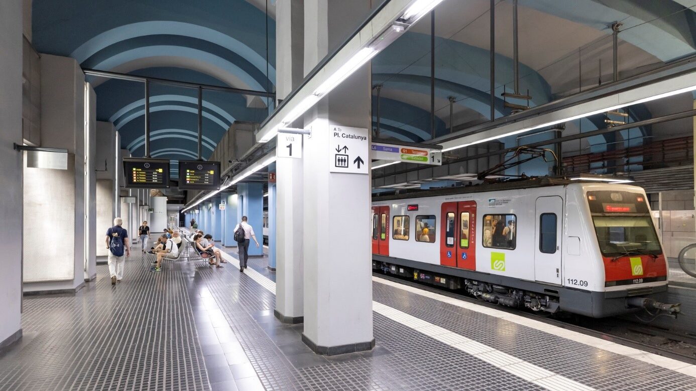 Talls a la línia Barcelona-Vallès d’FGC per obres de millora