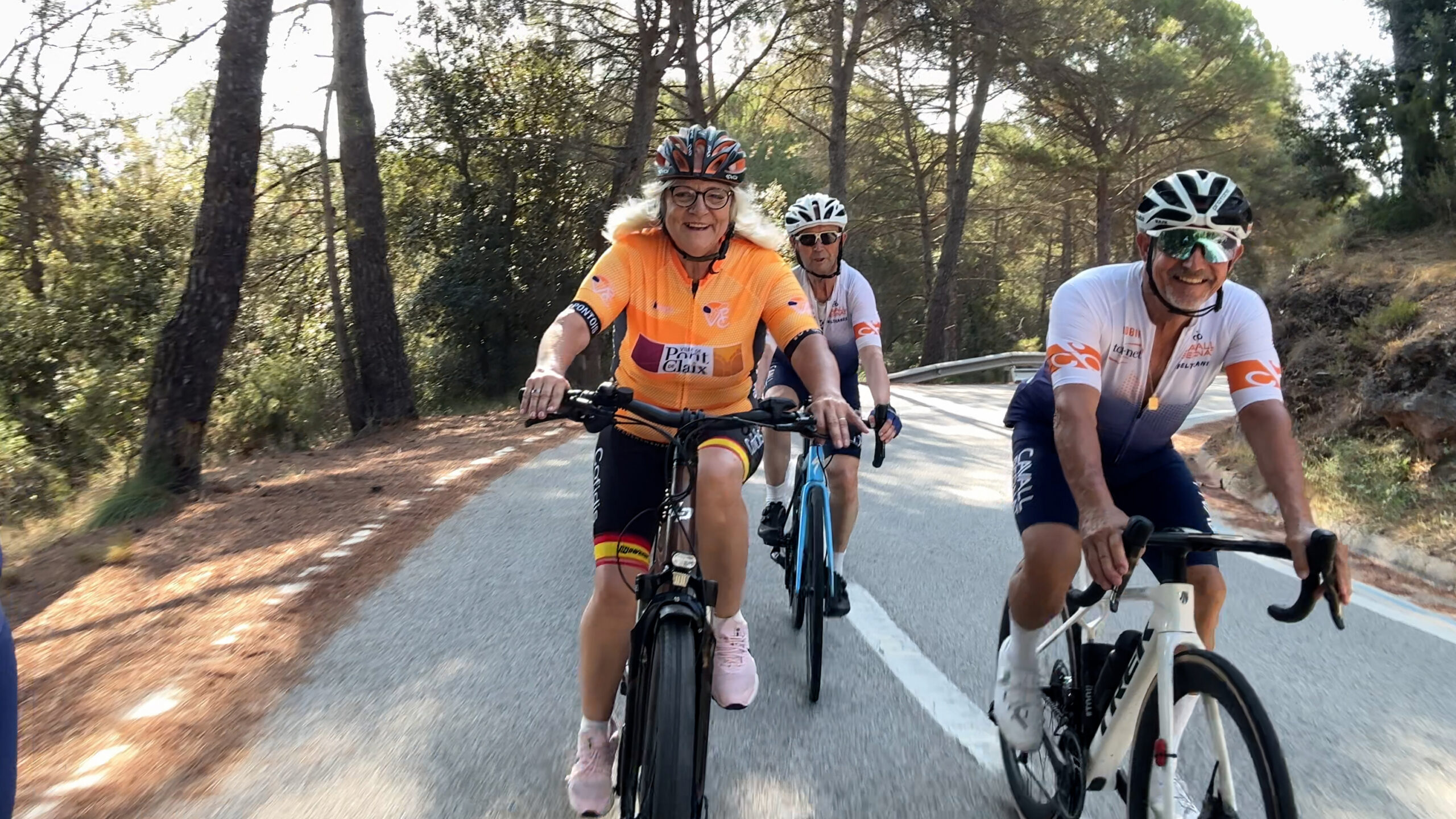 De superar una paràlisi infantil a competir en un Mundial de ciclisme: la història de Montse Torres